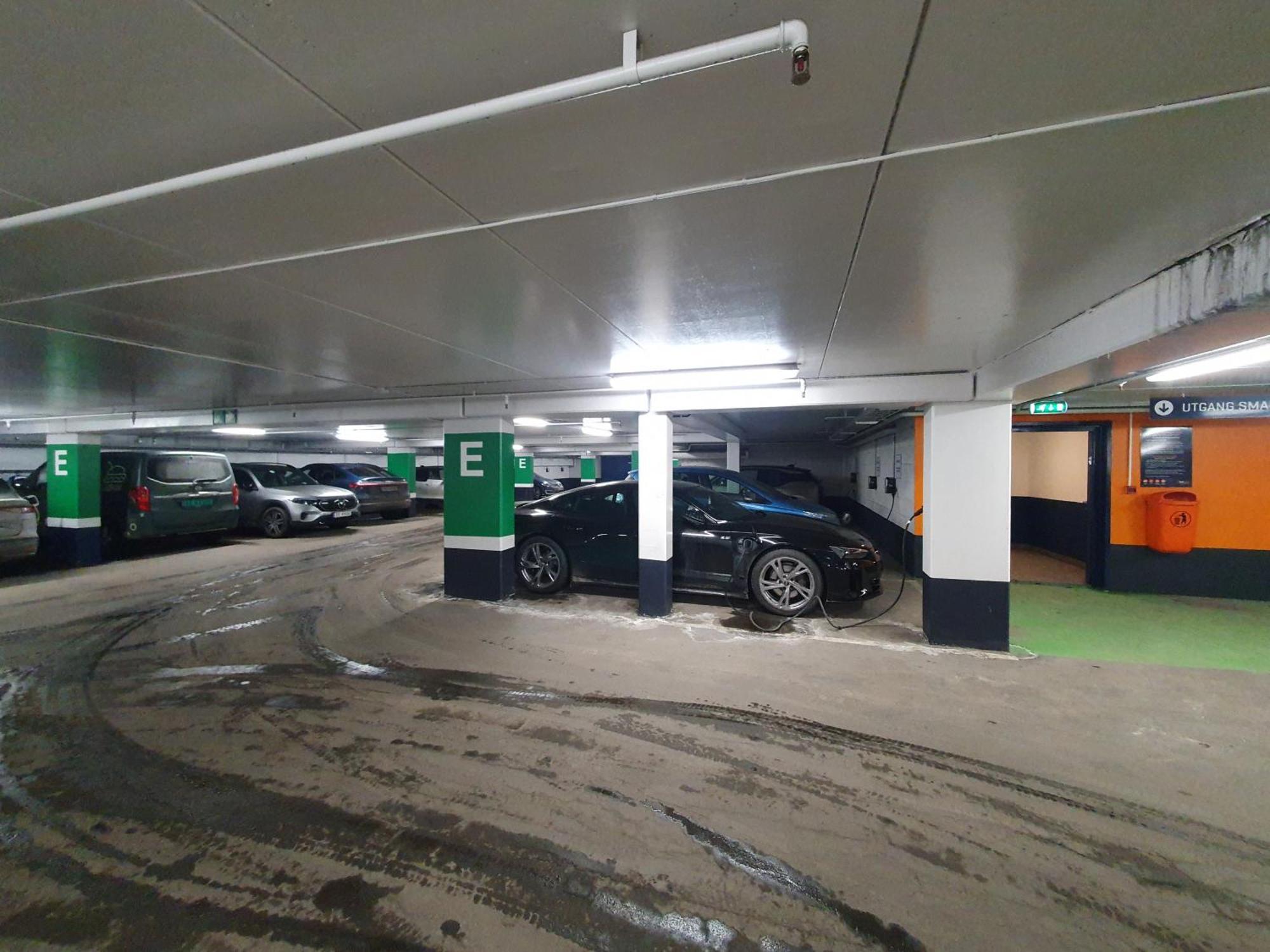 Oslo Center Apt&Central Station& Garage Parking Exterior foto